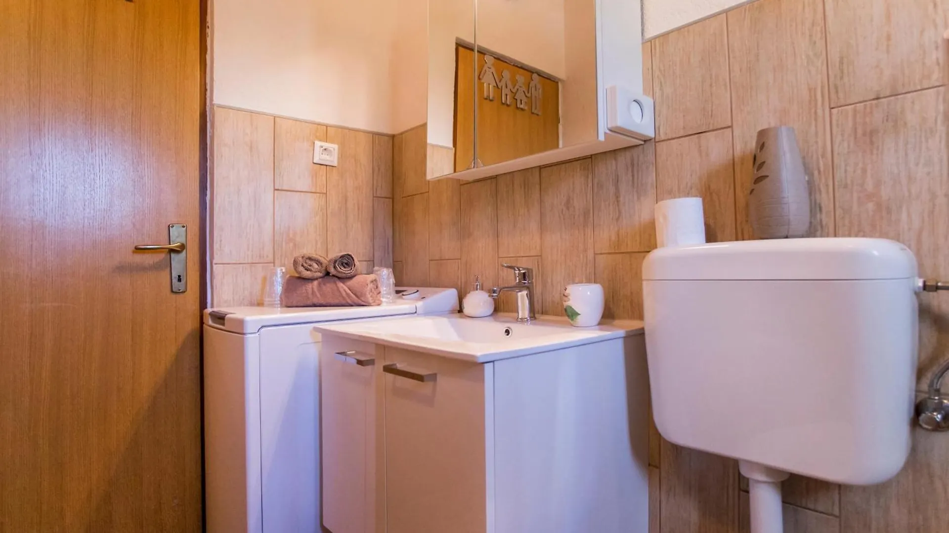 Prázdninový dům Family Friendly House With A Parking Space Rovinj - 22074