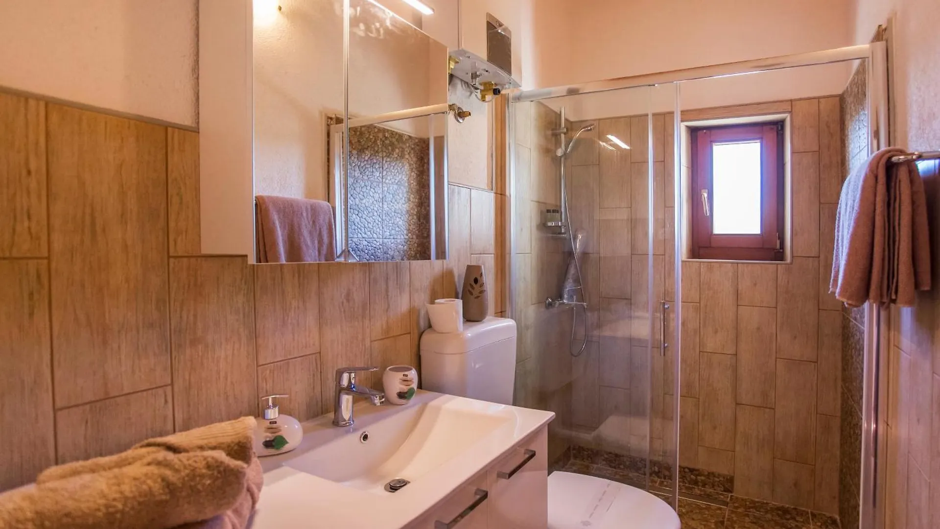 Family Friendly House With A Parking Space Rovinj - 22074 0*,