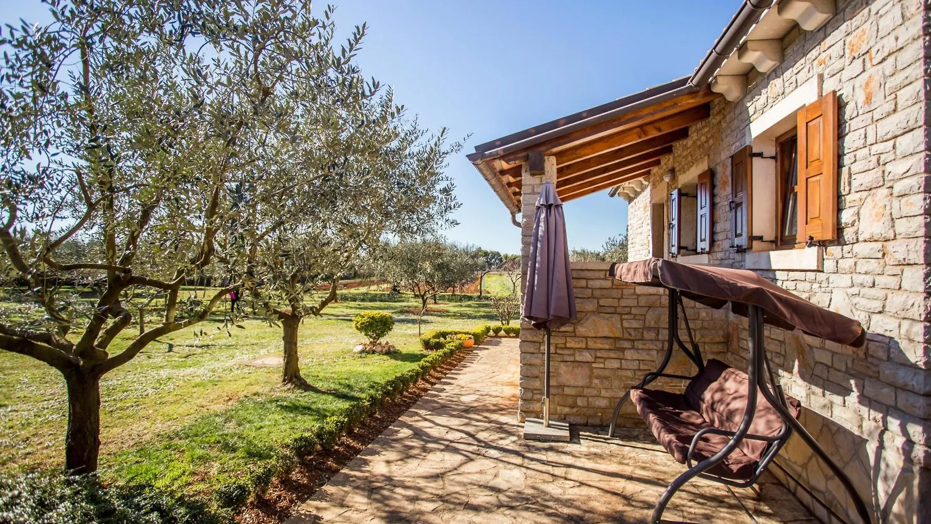 Family Friendly House With A Parking Space Rovinj - 22074 Holiday home
