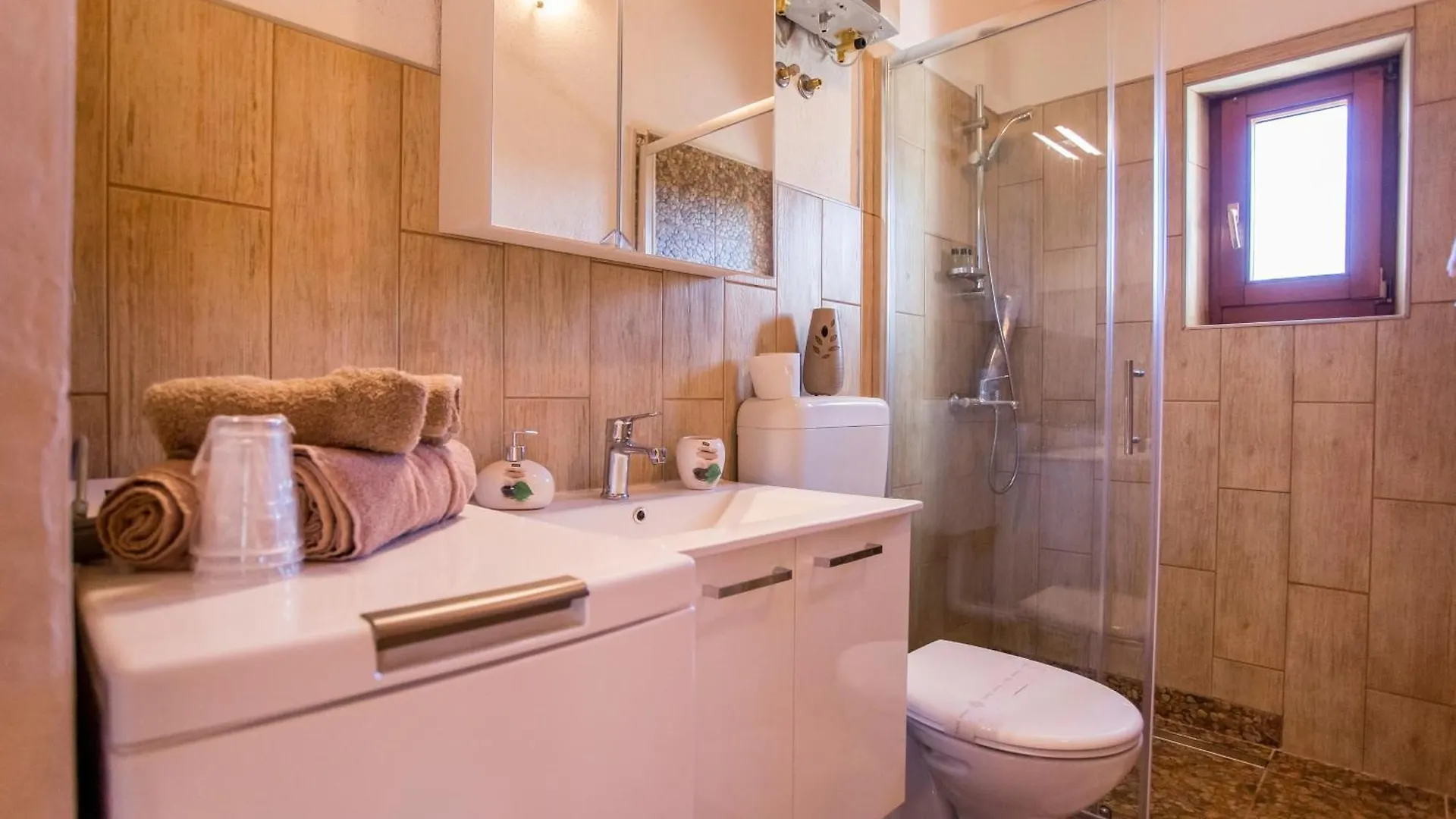 Family Friendly House With A Parking Space Rovinj - 22074